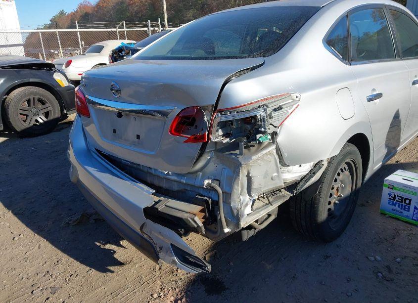 Photo 6 of 2017 Nissan Sentra S (VIN 3N1AB7AP9HY207543)