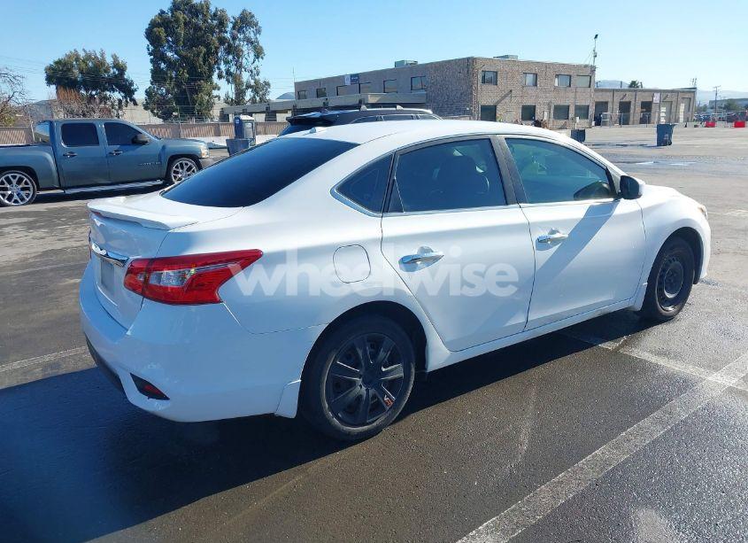 Photo 4 of 2017 Nissan Sentra SV (VIN 3N1AB7AP9HY215769)