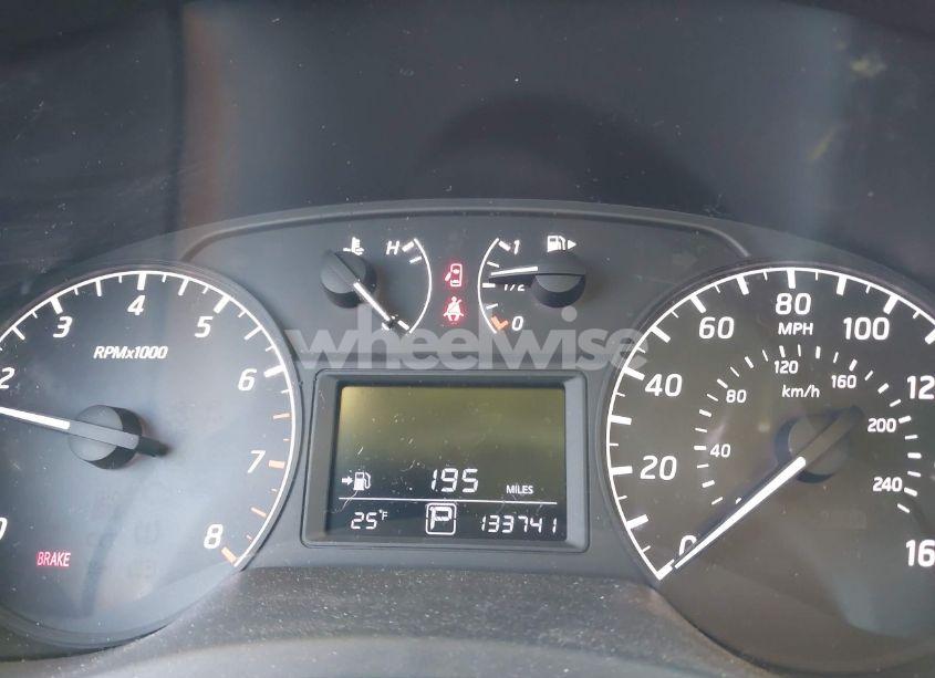 Photo 7 of 2017 Nissan Sentra S (VIN 3N1AB7AP9HY216887)