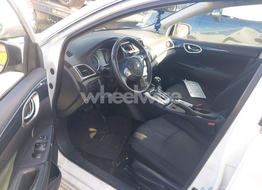 Photo 5 of 2017 Nissan Sentra SR (VIN 3N1AB7AP9HY222771)