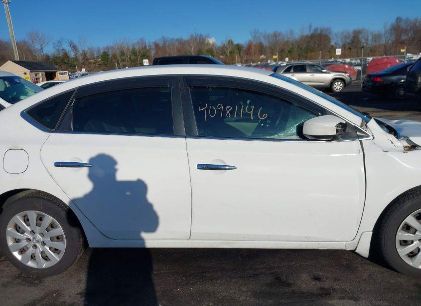 Photo 13 of 2017 Nissan Sentra SV (VIN 3N1AB7AP9HY229932)