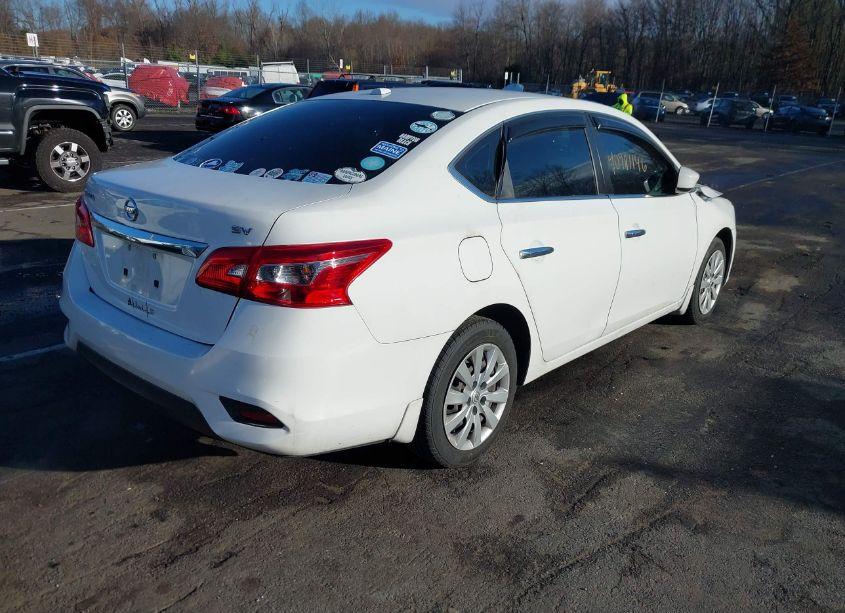 Photo 4 of 2017 Nissan Sentra SV (VIN 3N1AB7AP9HY229932)