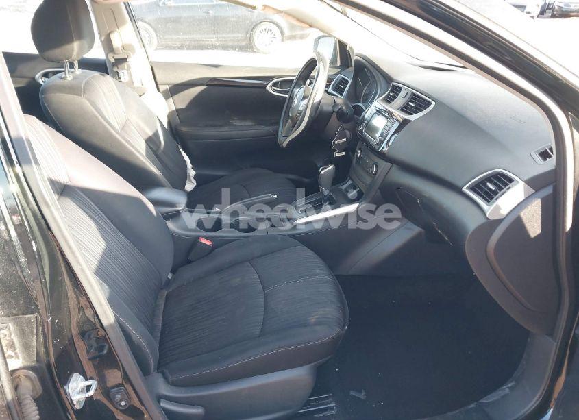 Photo 5 of 2017 Nissan Sentra SV (VIN 3N1AB7AP9HY240655)