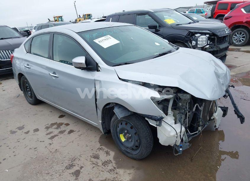 2017 Nissan Sentra SV (VIN 3N1AB7AP9HY250487) main photo