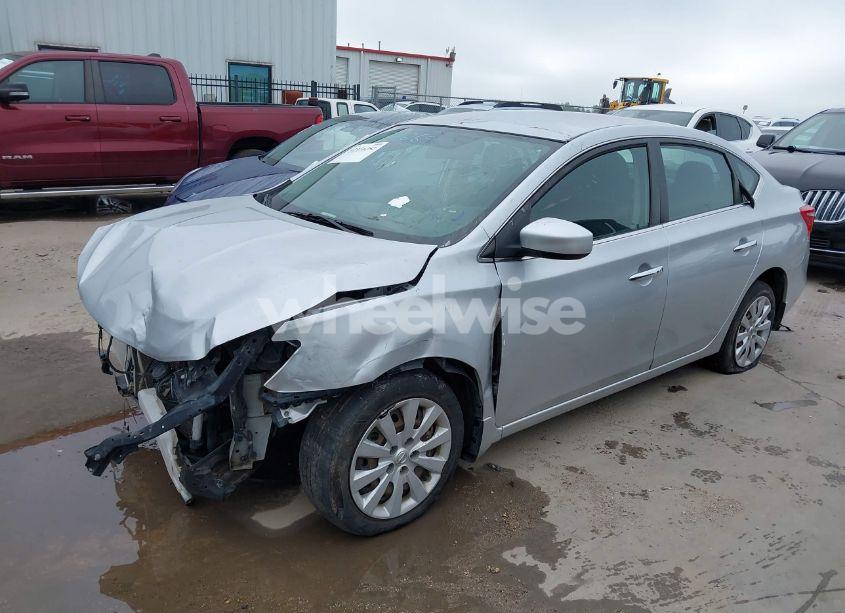 Photo 2 of 2017 Nissan Sentra SV (VIN 3N1AB7AP9HY250487)