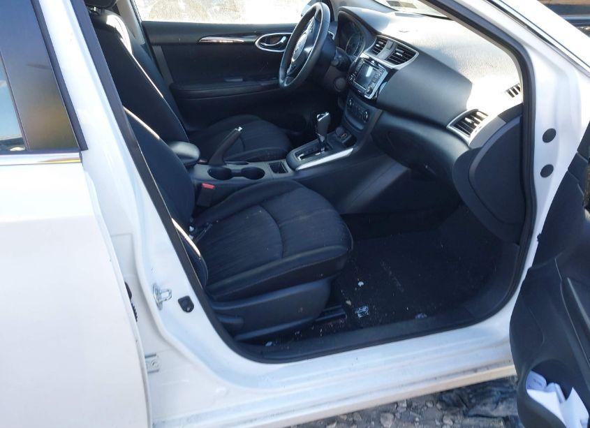 Photo 5 of 2017 Nissan Sentra SV (VIN 3N1AB7AP9HY251302)