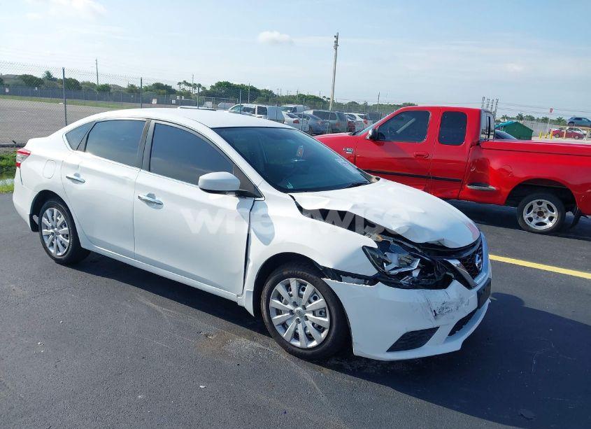 2017 Nissan Sentra SV (VIN 3N1AB7AP9HY251753) main photo