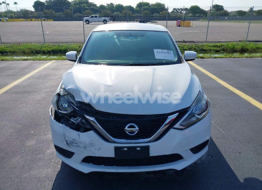 Photo 12 of 2017 Nissan Sentra SV (VIN 3N1AB7AP9HY251753)