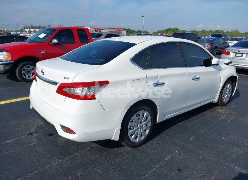 Photo 4 of 2017 Nissan Sentra SV (VIN 3N1AB7AP9HY251753)