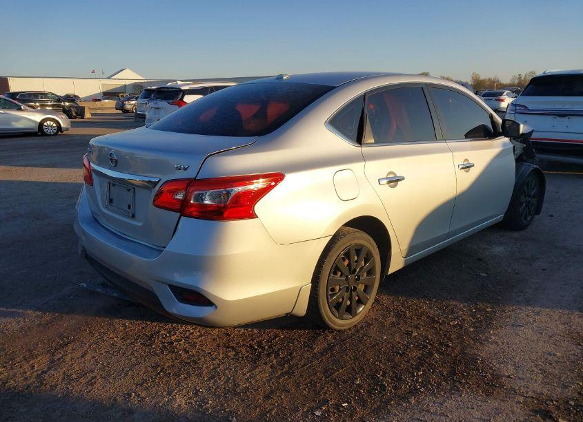 Photo 4 of 2017 Nissan Sentra SV (VIN 3N1AB7AP9HY260145)