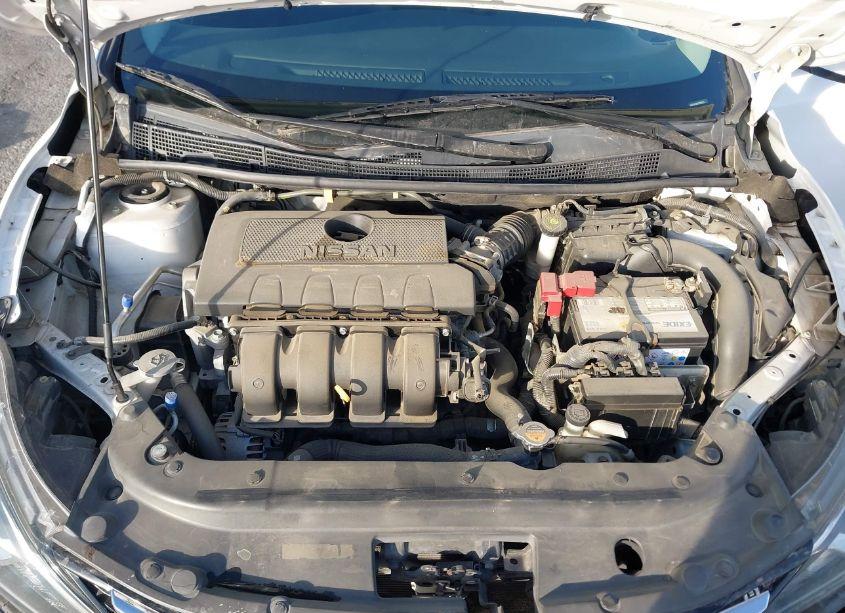 Photo 10 of 2017 Nissan Sentra SV (VIN 3N1AB7AP9HY265023)