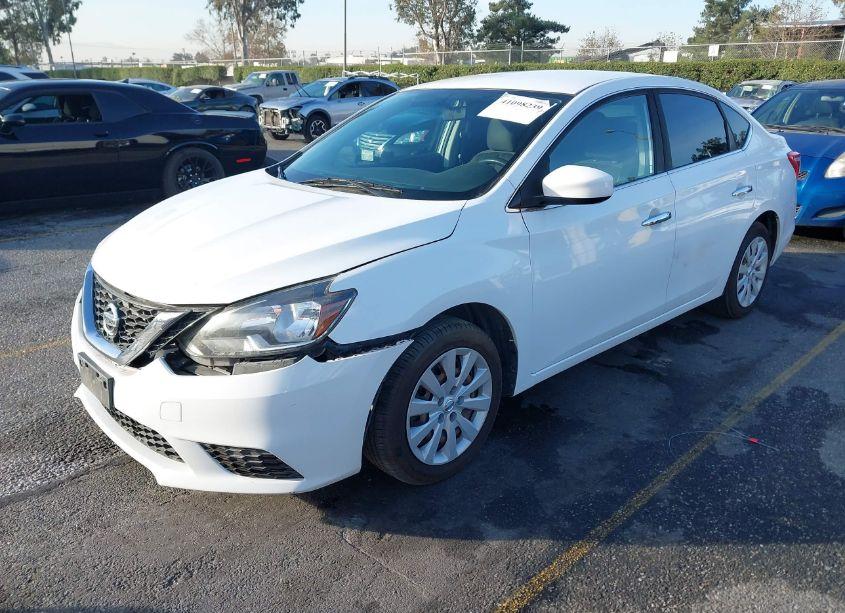 Photo 2 of 2017 Nissan Sentra SV (VIN 3N1AB7AP9HY265023)