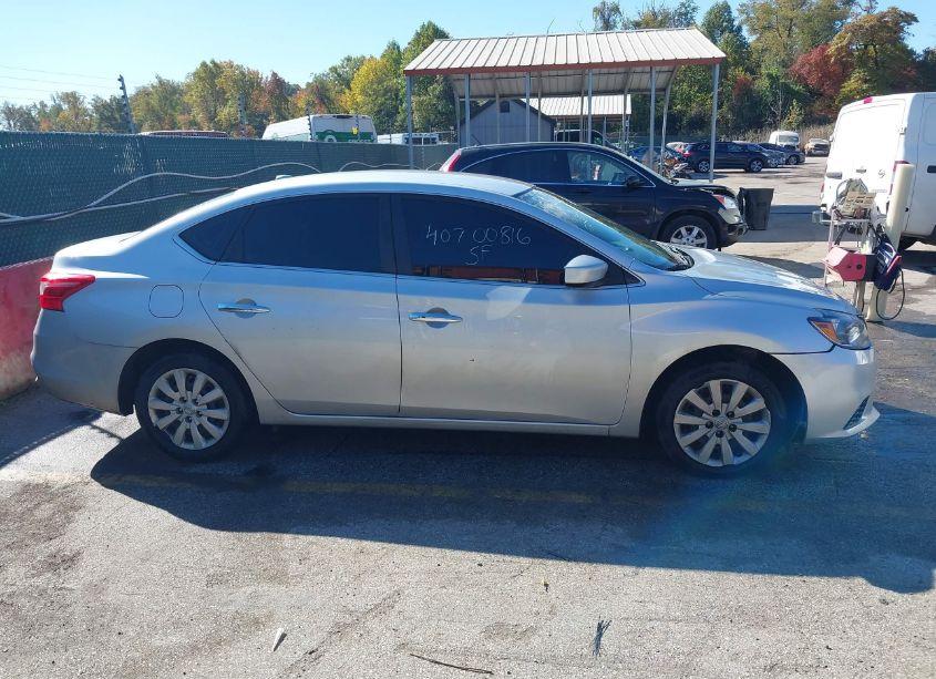 Photo 13 of 2017 Nissan Sentra SV (VIN 3N1AB7AP9HY268617)