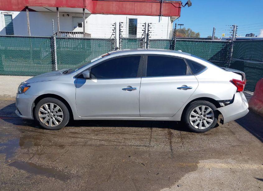 Photo 14 of 2017 Nissan Sentra SV (VIN 3N1AB7AP9HY268617)