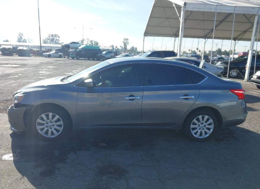 Photo 14 of 2017 Nissan Sentra SV (VIN 3N1AB7AP9HY273655)