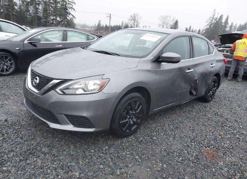 Photo 2 of 2017 Nissan Sentra SV (VIN 3N1AB7AP9HY305844)