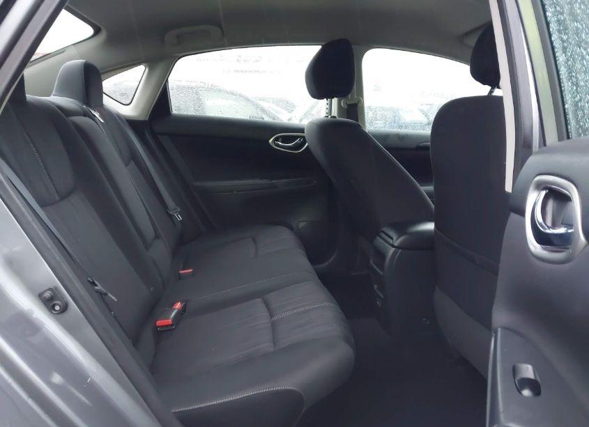 Photo 8 of 2017 Nissan Sentra SV (VIN 3N1AB7AP9HY305844)