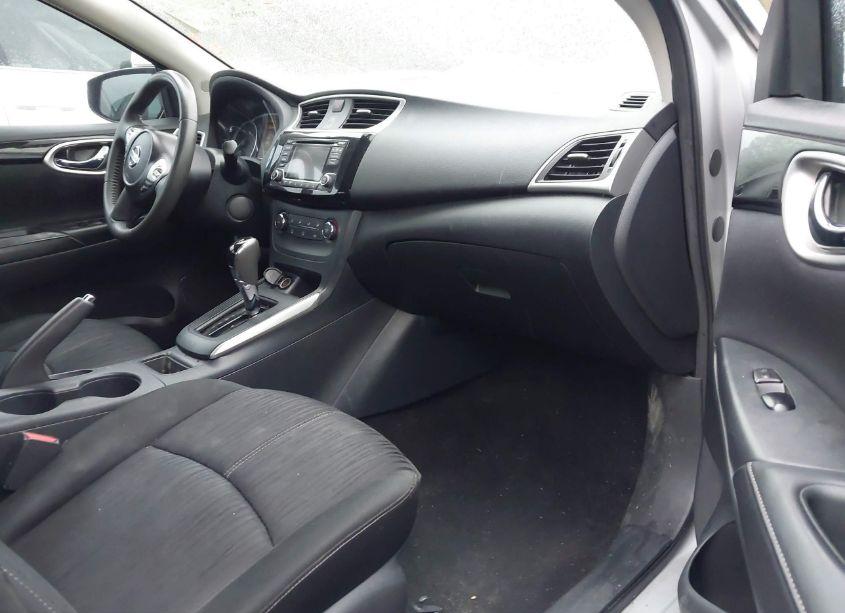 Photo 5 of 2017 Nissan Sentra SV (VIN 3N1AB7AP9HY319369)