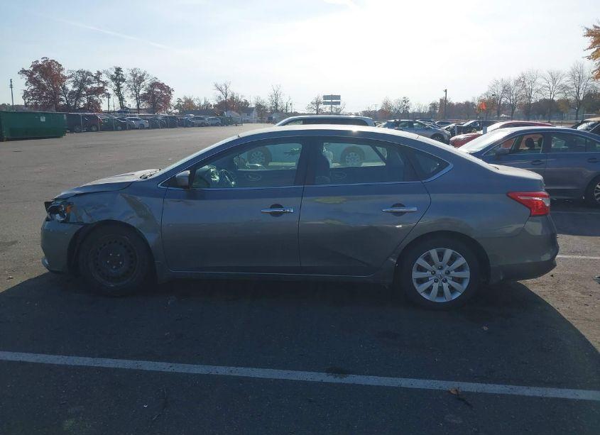 Photo 14 of 2017 Nissan Sentra SV (VIN 3N1AB7AP9HY321560)