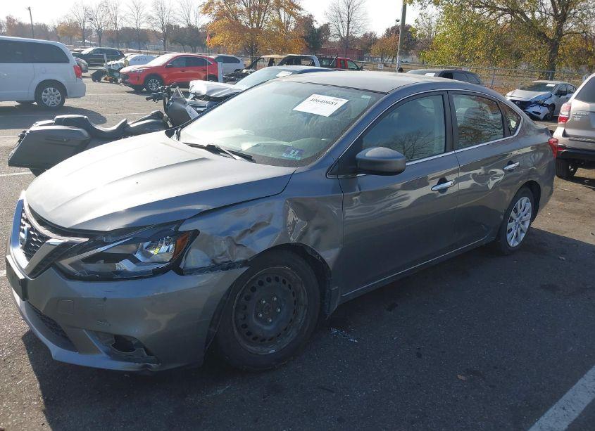 Photo 6 of 2017 Nissan Sentra SV (VIN 3N1AB7AP9HY321560)