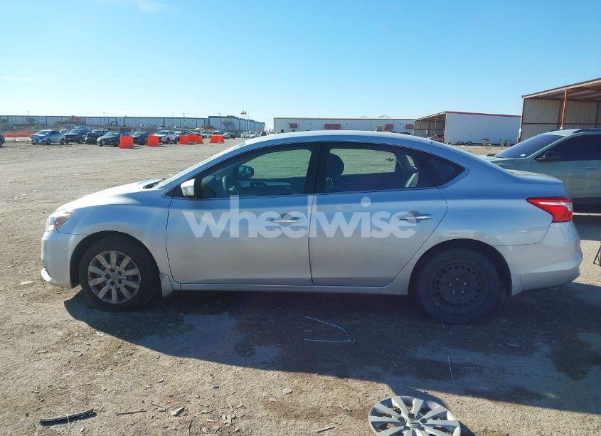 Photo 14 of 2017 Nissan Sentra S (VIN 3N1AB7AP9HY332994)