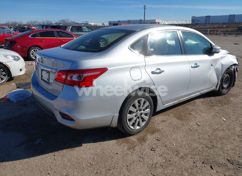 Photo 4 of 2017 Nissan Sentra S (VIN 3N1AB7AP9HY332994)
