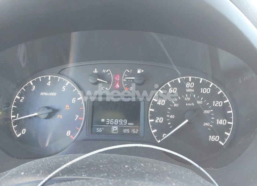 Photo 7 of 2017 Nissan Sentra S (VIN 3N1AB7AP9HY332994)