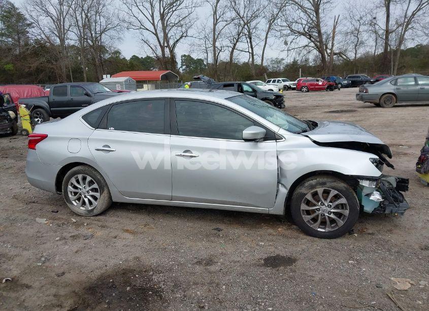 Photo 13 of 2017 Nissan Sentra SV (VIN 3N1AB7AP9HY334552)