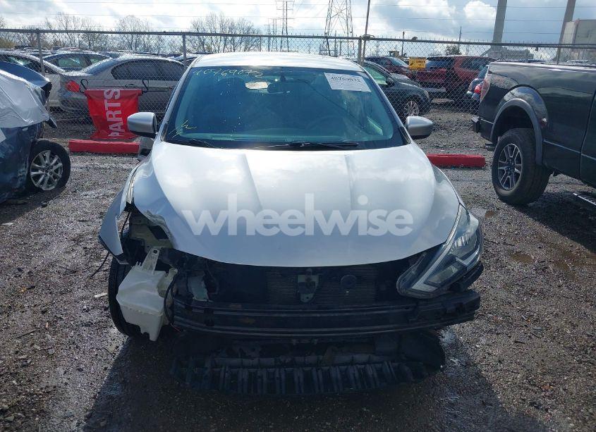 Photo 13 of 2017 Nissan Sentra SV (VIN 3N1AB7AP9HY341680)