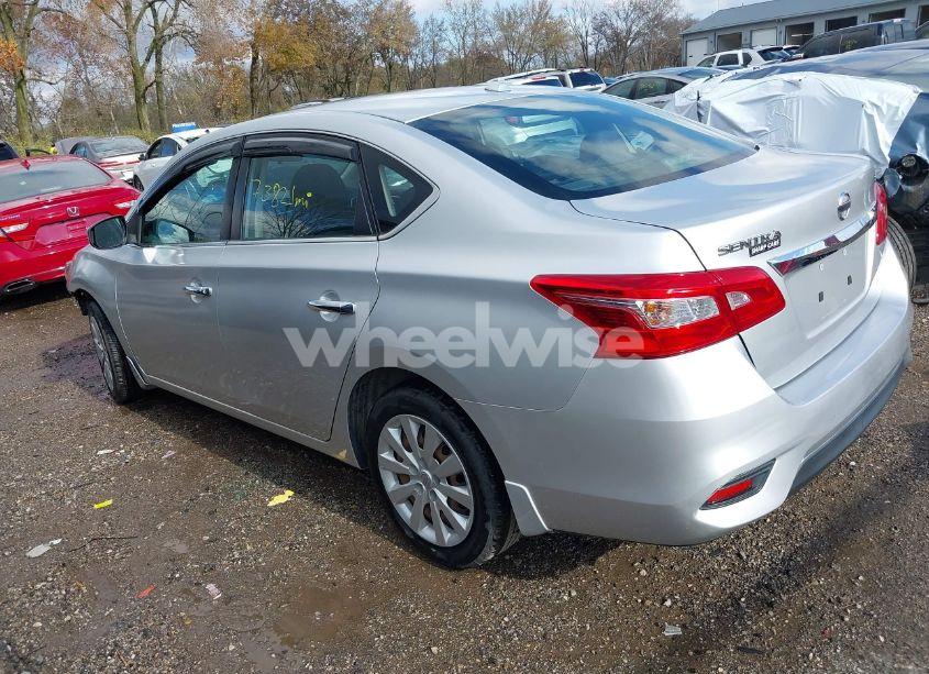 Photo 3 of 2017 Nissan Sentra SV (VIN 3N1AB7AP9HY341680)