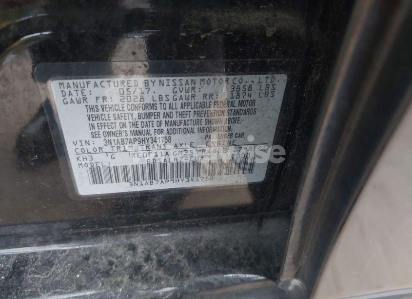 Photo 9 of 2017 Nissan Sentra SR (VIN 3N1AB7AP9HY341758)