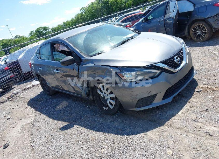 Photo 6 of 2017 Nissan Sentra SV (VIN 3N1AB7AP9HY360214)