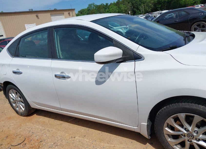 Photo 13 of 2017 Nissan Sentra S (VIN 3N1AB7AP9HY376705)