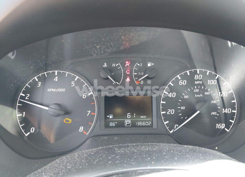 Photo 7 of 2017 Nissan Sentra S (VIN 3N1AB7AP9HY376705)