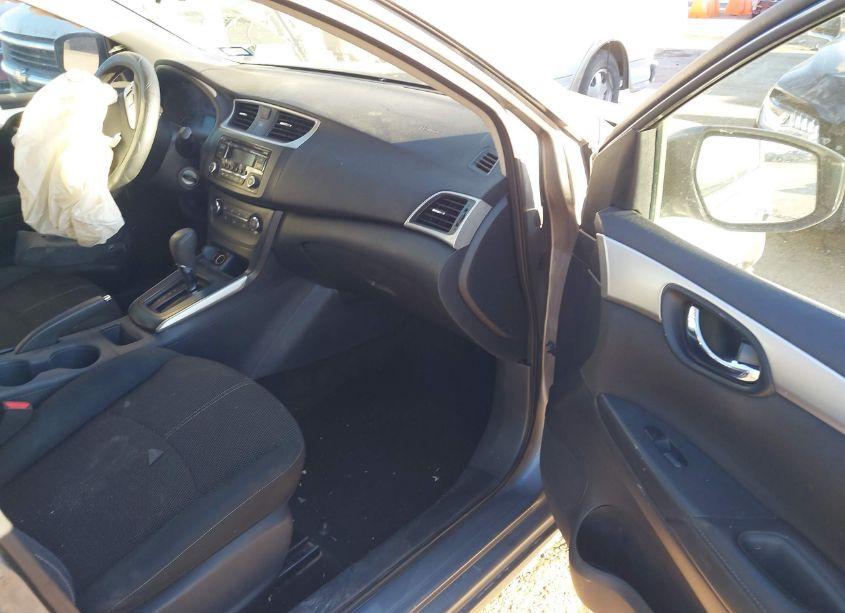 Photo 5 of 2017 Nissan Sentra S (VIN 3N1AB7AP9HY379328)