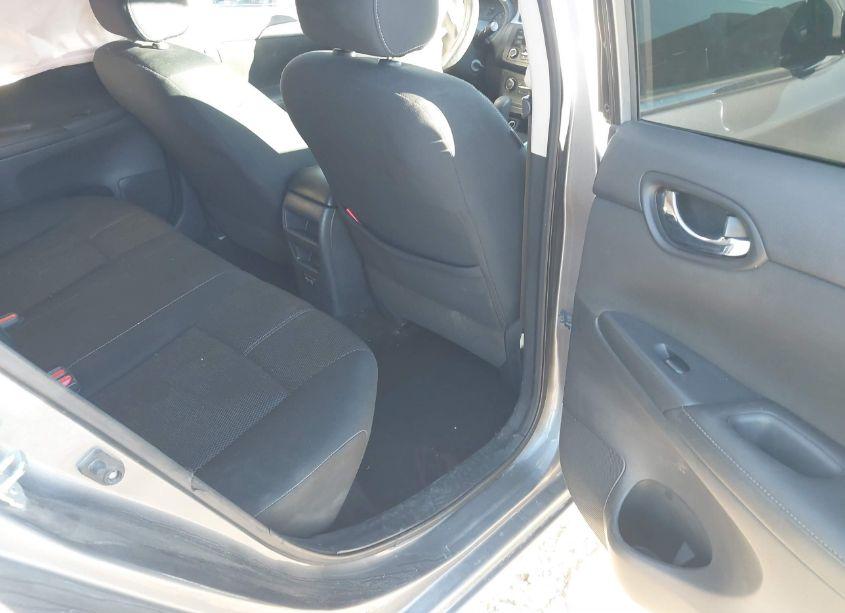 Photo 8 of 2017 Nissan Sentra S (VIN 3N1AB7AP9HY379328)