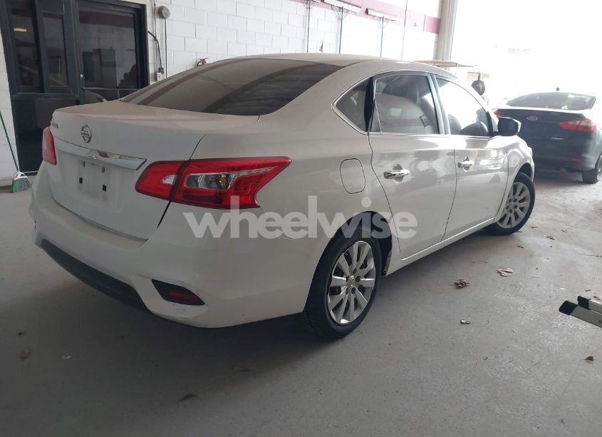 Photo 4 of 2017 Nissan Sentra S (VIN 3N1AB7AP9HY380673)