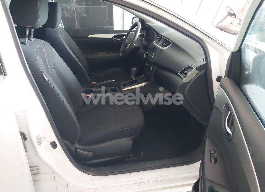 Photo 5 of 2017 Nissan Sentra S (VIN 3N1AB7AP9HY380673)