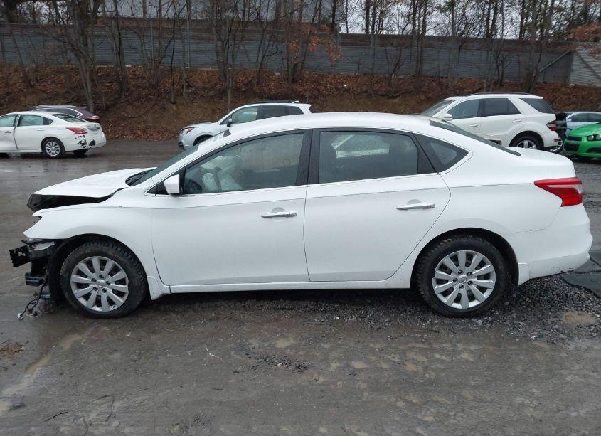 Photo 14 of 2017 Nissan Sentra S (VIN 3N1AB7AP9HY385601)