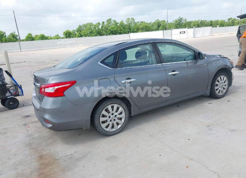 Photo 4 of 2017 Nissan Sentra S (VIN 3N1AB7AP9HY386005)