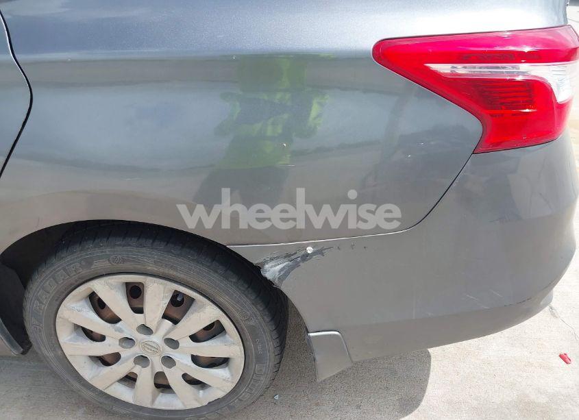 Photo 6 of 2017 Nissan Sentra S (VIN 3N1AB7AP9HY386005)