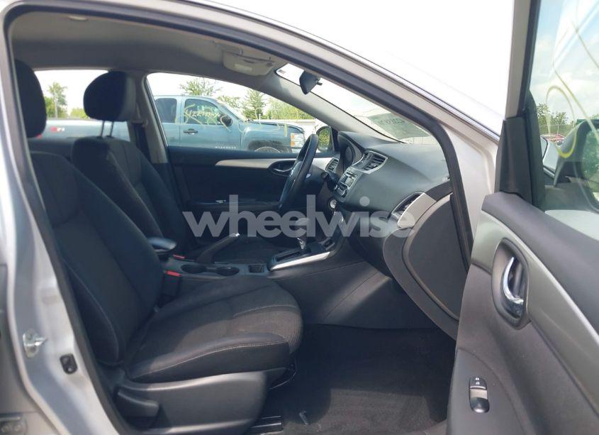 Photo 5 of 2017 Nissan Sentra S (VIN 3N1AB7AP9HY387249)