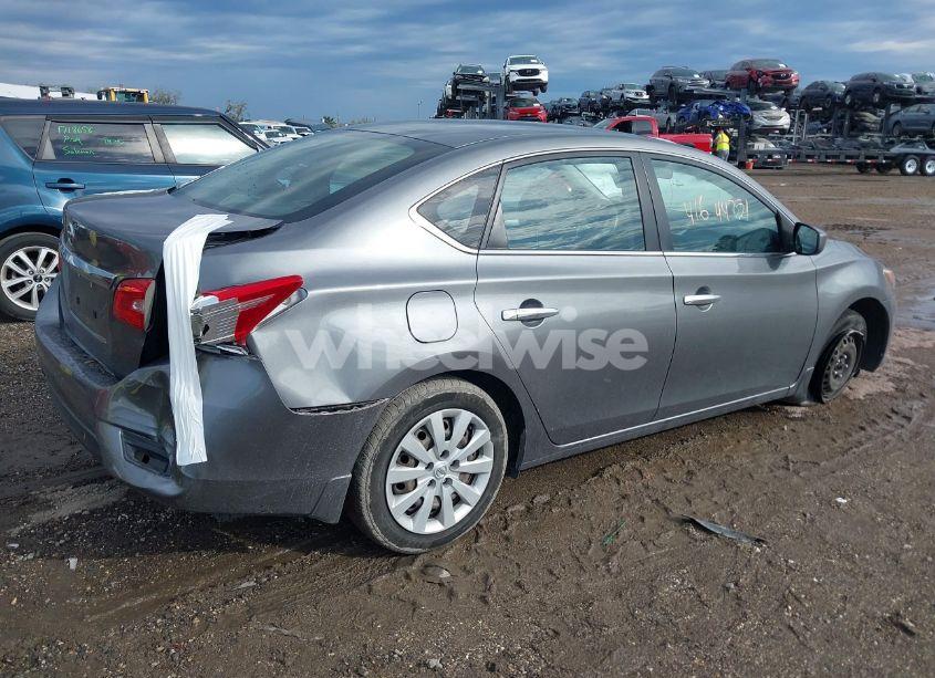 Photo 4 of 2017 Nissan Sentra S (VIN 3N1AB7AP9HY395397)