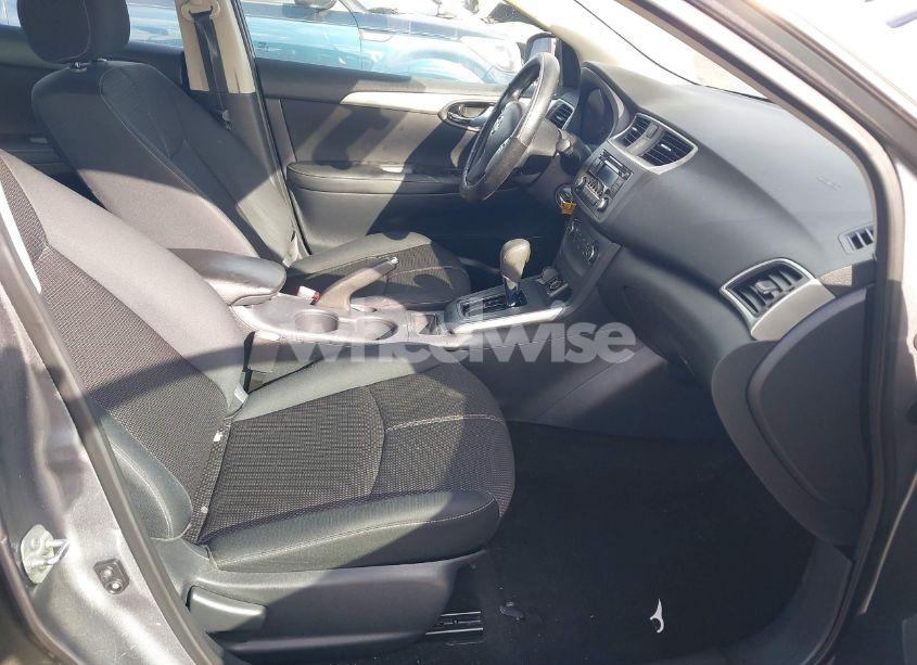 Photo 5 of 2017 Nissan Sentra S (VIN 3N1AB7AP9HY395397)