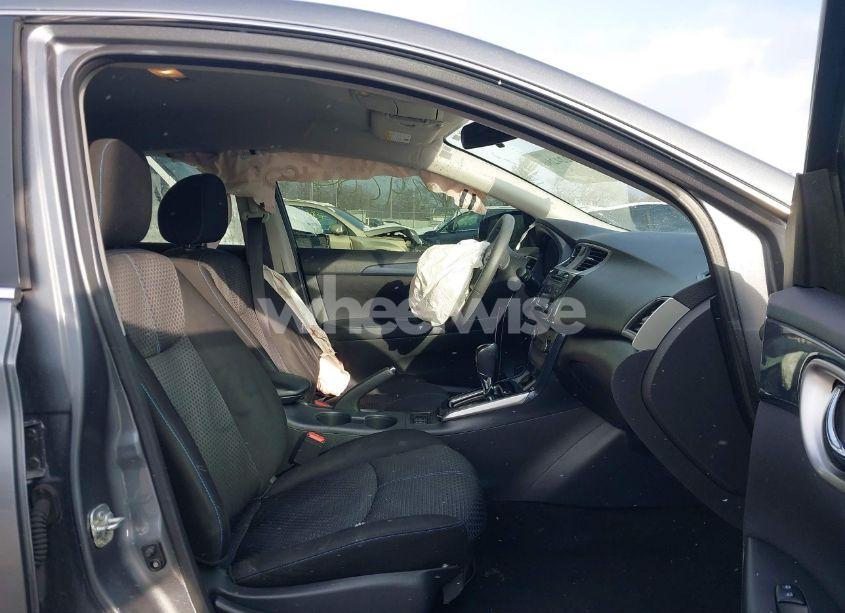 Photo 5 of 2017 Nissan Sentra SR (VIN 3N1AB7AP9HY405295)