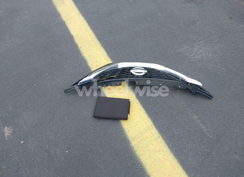 Photo 12 of 2017 Nissan Sentra S (VIN 3N1AB7AP9HY406396)