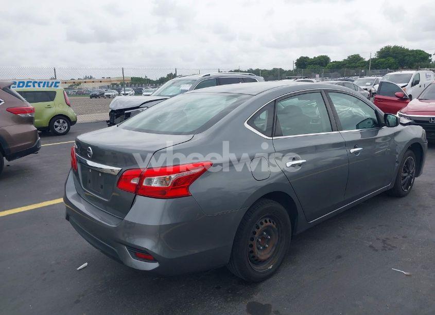 Photo 4 of 2017 Nissan Sentra S (VIN 3N1AB7AP9HY406396)