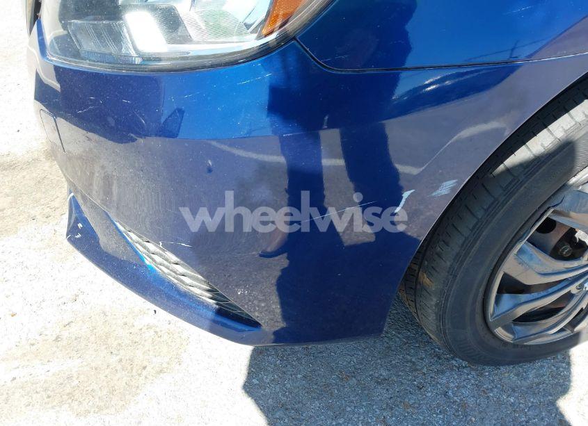 Photo 6 of 2017 Nissan Sentra S (VIN 3N1AB7AP9HY406592)