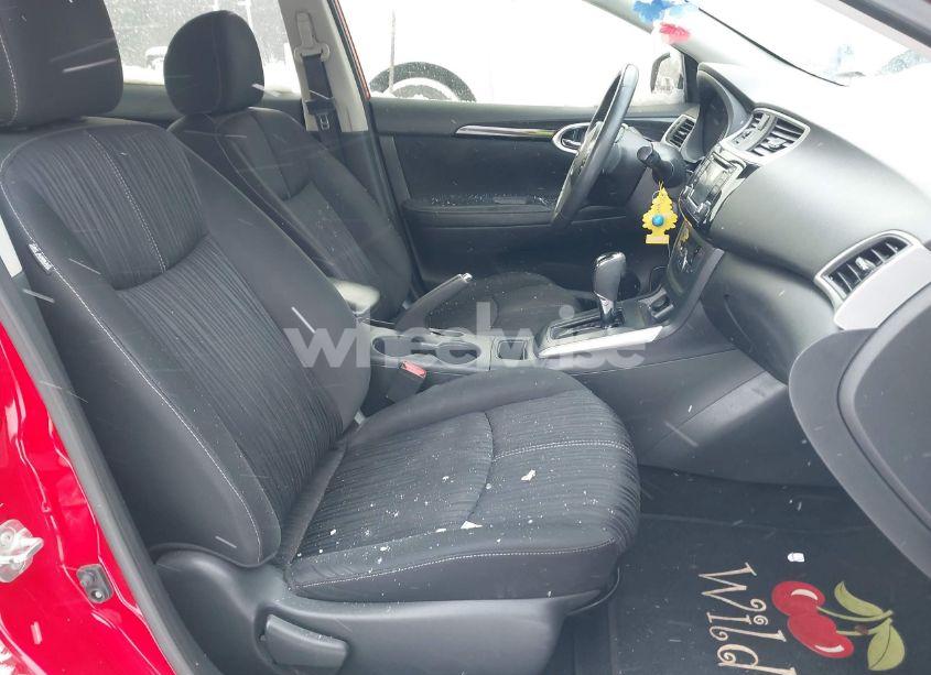 Photo 5 of 2018 Nissan Sentra SV (VIN 3N1AB7AP9JL616662)