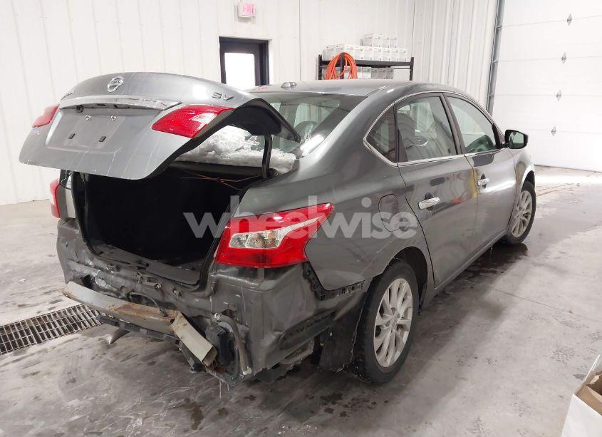 Photo 4 of 2018 Nissan Sentra SV (VIN 3N1AB7AP9JL620209)
